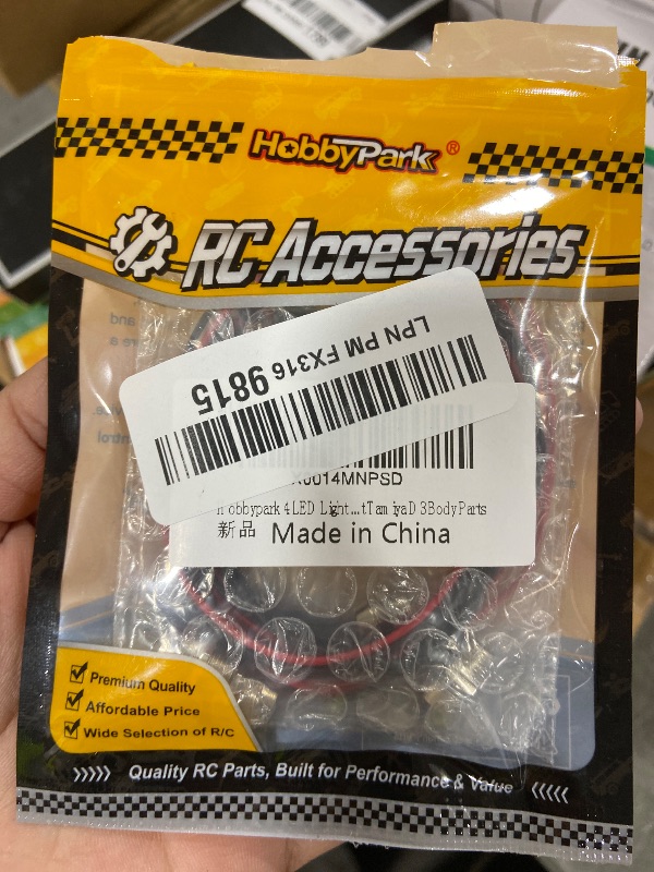 Photo 1 of HobbyPark 4 LEDs RC Car Light Headlights Taillight Kit Accessories for Traxxas Slash 4X4 2WD Rustler VXL 4Tec 2.0 Arrma HSP Tamiya Redcat RC4WD Axial SCX10 Truck Tank Crawler(2 Red +2 White)