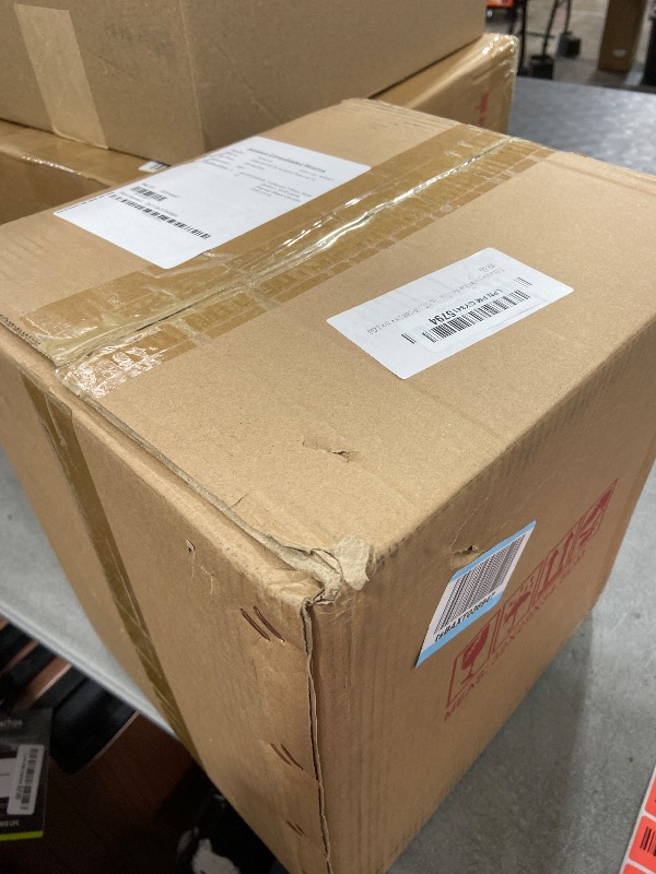 Photo 1 of Tochange Tiffany Style Outdoor Wall Lights Stained Glass Corridor Wall Lamp Vintage Outdoor Balcony Aisle Hallway Wall Sconce Lighting,E27,110V (23 * 28 * 20Cm)