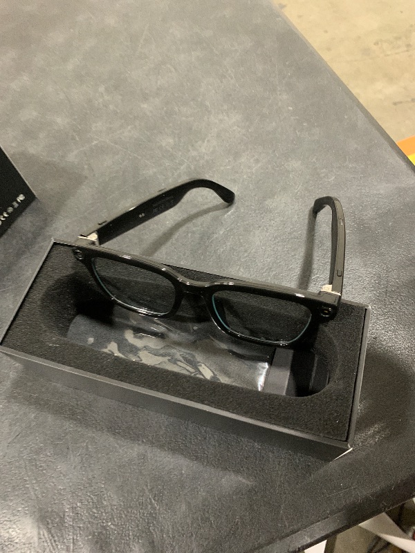 Photo 1 of LAKEEN AI Smart Glasses with 800W HD Camera & 1080P Video Recording | AI Translation Assistant & Voice Control | Bluetooth 5.3 & WiFi | Anti-Blue Light & Polarized Lenses Included(V03-T8)