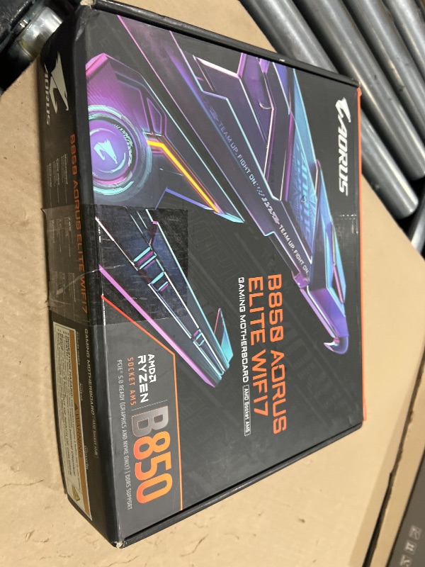 Photo 1 of GIGABYTE B850 AORUS Elite WIFI7 AMD AM5 ATX Motherboard, Support AMD Ryzen 9000/8000/7000 Series, DDR5, 14+2+2 Power Phase, 3X M.2, PCIe 5.0, USB-C, WIFI7, 2.5GbE LAN, EZ-Latch, 5-Year Warranty