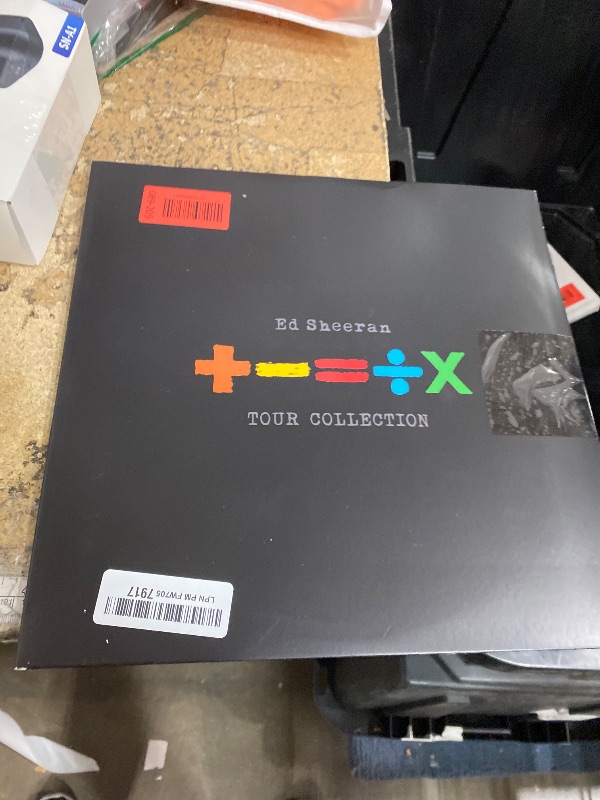 Photo 1 of +-= × (TOUR COLLECTION)