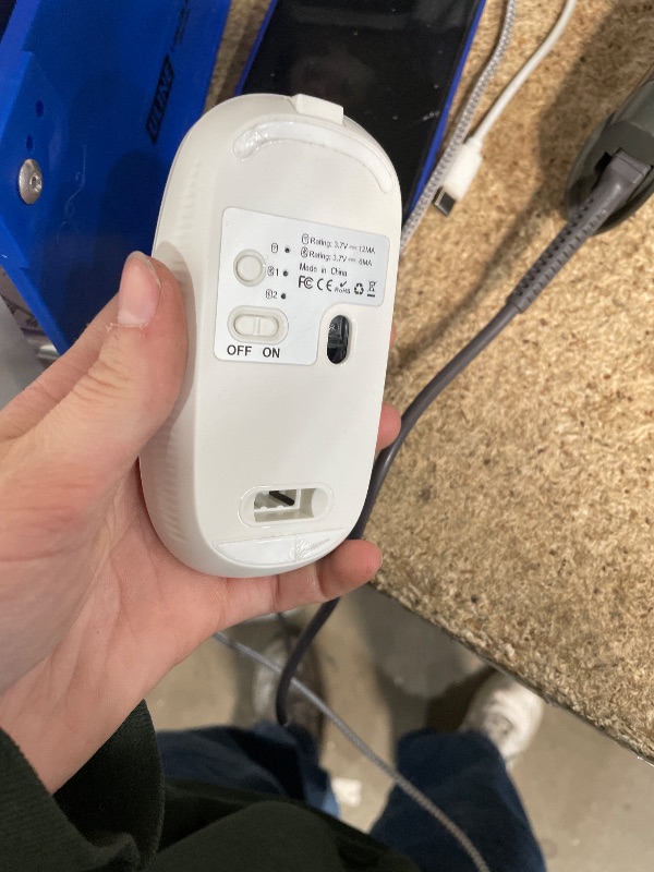 Photo 1 of **MISSING DONGLE** Foldable Keyboard and Mouse, Samsers Folding Bluetooth Keyboard Combo, 2.4G + BT5.0 x 2, Full-Size Portable Travel Keyboard & Rechargeable Wireless Mouse for Windows Android iOS Mac OS, Starlight