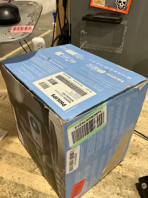 Photo 1 of ***MISSING REMOTE / POSSIBLY FOR PARTS CONSISTENTLY AUTO RE-FOCUSES*** Philips, Neopix 450 SMART, Home cinema projector, Full HD 1920 x 1080p, 500 Lumens AINSI, Google TV, LED light source, Mirror mode, Wi-FI 6, Stereo sound 2x5 watt, Black