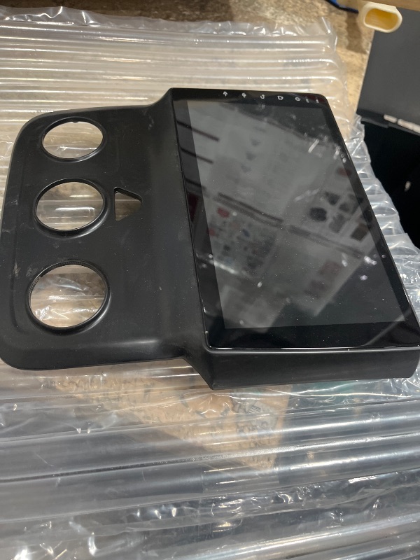 Photo 1 of [4+64G] Car Stereo with Wireless Apple Carplay & Android Auto for Dodge RAM 1500 2500 3500 2013-2018(Only fit Manual AC) 9" Touchscreen Radio Upgrade w/AHD Camera,GPS Navigation,SWC,WiFi,FM,Bluetooth