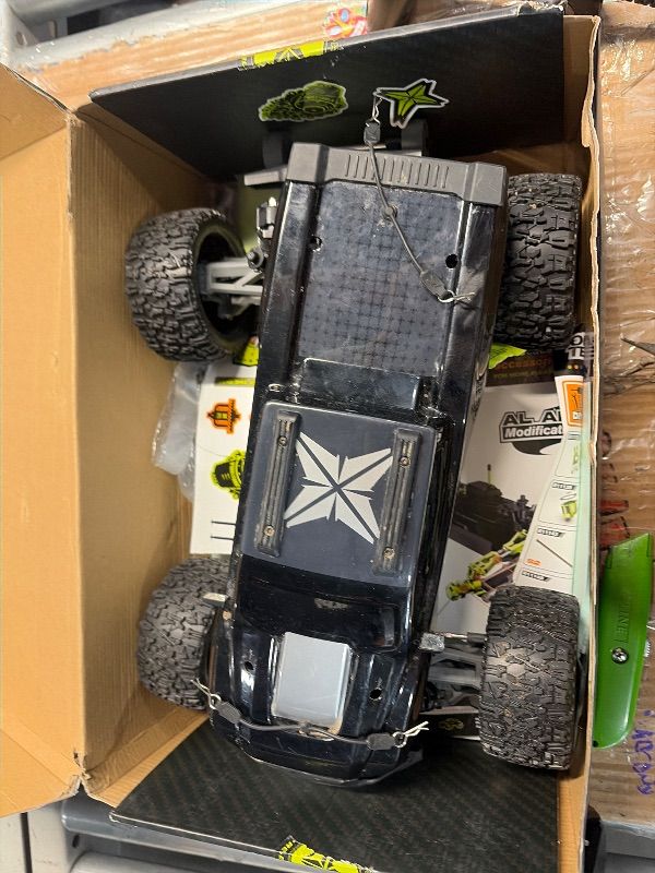 Photo 1 of ***FOR PARTS ONLY***
RIAARIO 1/10 Brushless RC Cars, Monster Truck, 50+ MPH, 4WD, Waterproof, Carbon Fiber, Black, Ages 8+