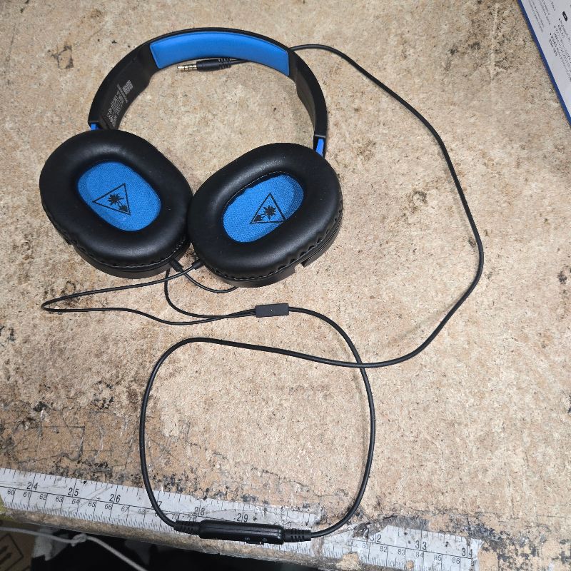 Photo 1 of **No Mic** Turtle Beach Recon 50 PlayStation Gaming Headset - PS5, PS4, Xbox Series X, Xbox Series S, Xbox One, Mobile & PC with 3.5mm - Removable Mic, 40mm Speakers