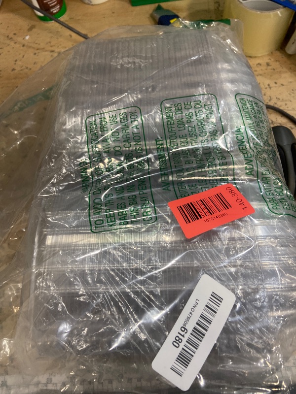 Photo 1 of 100 Pcs Clear Hinged Plastic Containers with Lids,Individual Cake Slice Containers,Square Plastic Food Container,Disposable Clamshell Take Out Containers for Cakes,Cookies,Pasta,Sandwiches,Salad