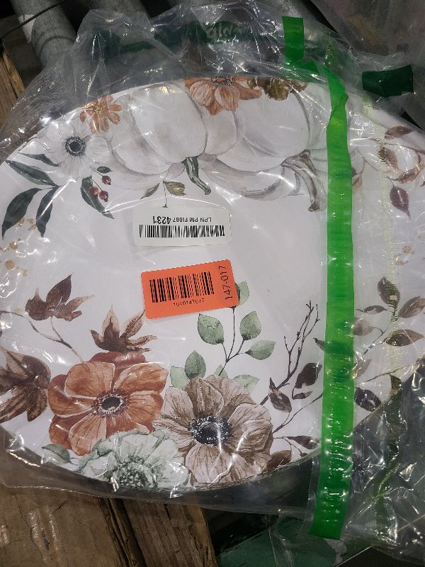 Photo 1 of 50Pcs Fall Oval Paper Plates Pumpkin Floral Disposable Dinner Plates for Autumn Thanksgiving Harvest Party Supplies