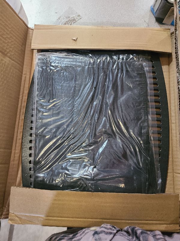 Photo 1 of BBQ-PLUS 7582 Cast Iron Cooking Grate for Weber Baby Q Series Parts Q1000 Grill Accessories Q100 Q120 Q1200 Sreies,Grill Grate Replacement for Weber 386001 386002,17 x 12.7 with Carry Bag