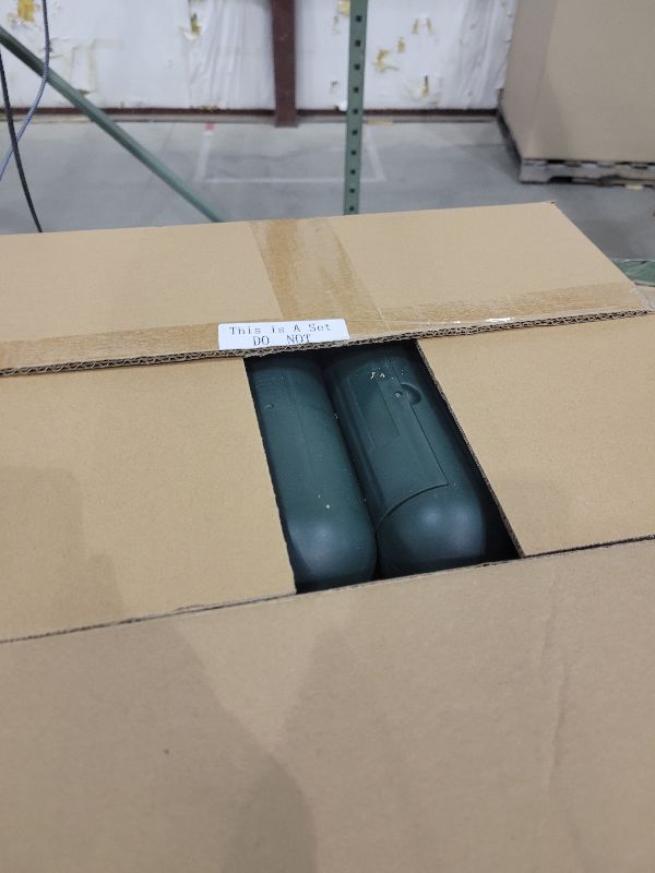 Photo 1 of 16 Pcs Outdoor Extension Cord Safety Cover Water Resistant Capsule Protector for Wire Holiday Lights Outlet Electrical Waterproof Weatherproof Plug Cover Cord Connectors Cover Connection Box(Green)