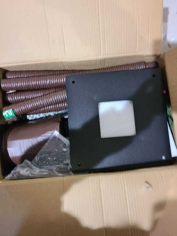 Photo 1 of Artificial Palm Tree Christmas Tree 7Ft 3Trunks 260LED Lighted Simulation Tropical Palm Tree Fake Plant Light for Patio Home Office Beach Yard Cruise Hawaiian Party Tiki Bar Decorations - Electric