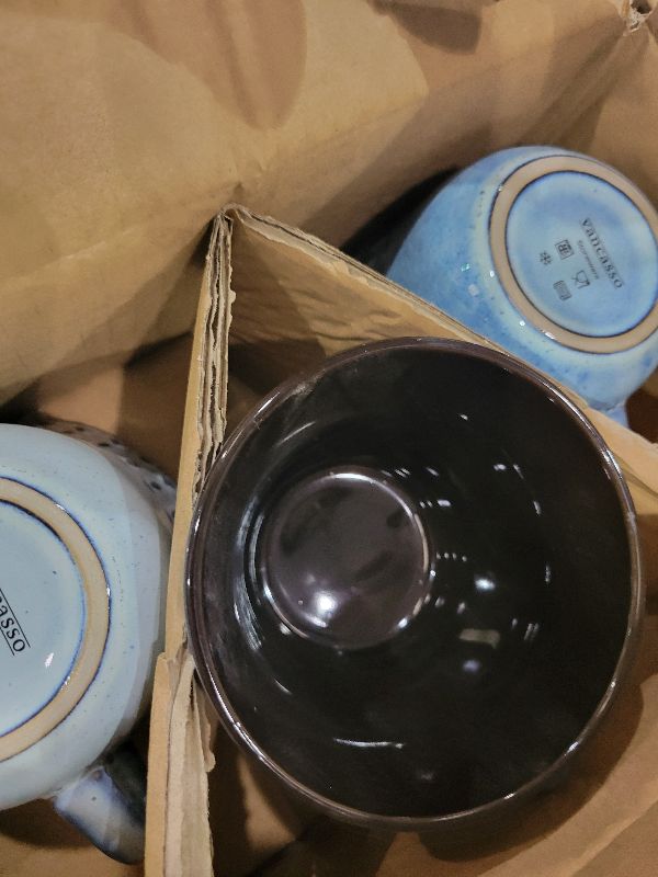 Photo 1 of 16 Pieces Blue Stoneware Dinnerware Set for 4 People