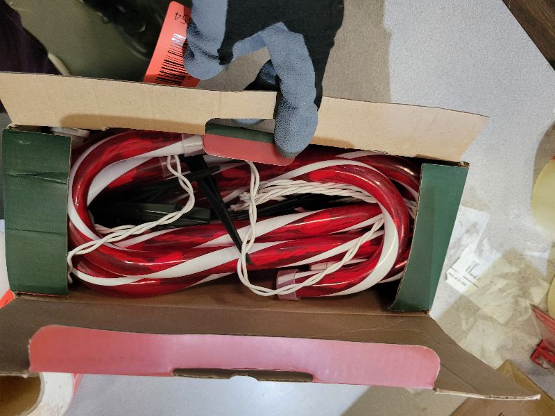 Photo 1 of 10" Christmas Candy Cane Lights (10PCS) for Landscape Decoration,Red & White Pathway Makers Lights (Include Stakes)