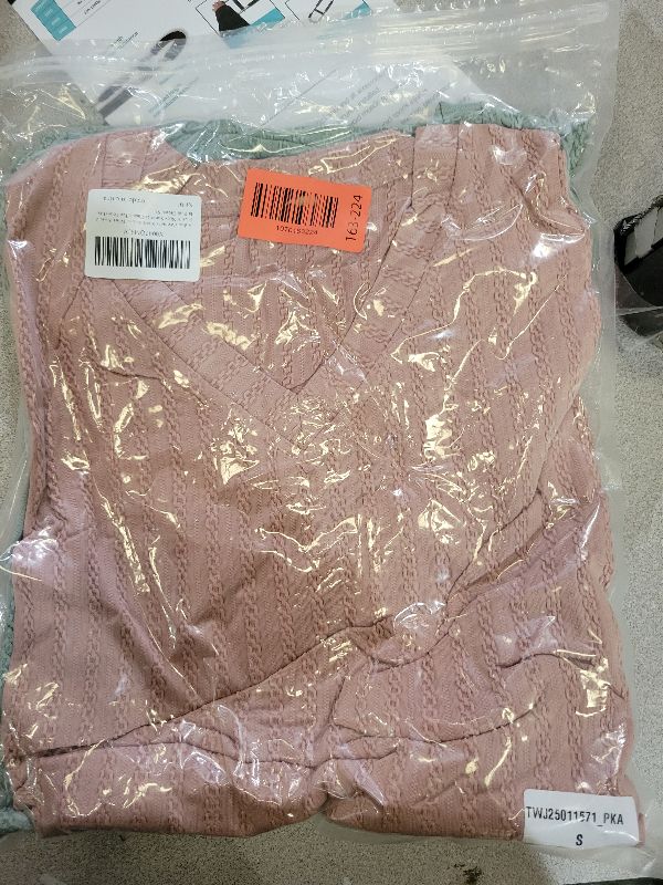 Photo 1 of Anbech Womens Short Sleeve Tshirt Basic 2 Pack V Neck Summer Casual Tee Tops (Light Pink Green, S)