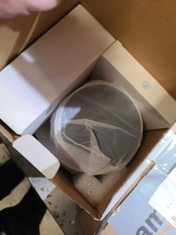 Photo 1 of ?Electric Focus?Magcubic Mini Projector 4K Support, Portable Projector with WiFi 6 and Bluetooth 5.4, Smart Proyector, 5W Soundbase Speaker, 180°Rotation for Home Theater