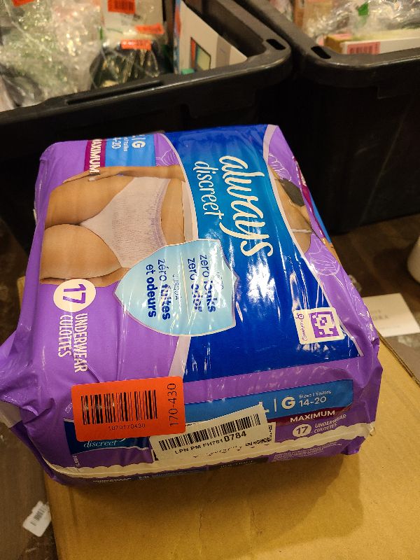 Photo 1 of Always Discreet Adult Incontinence & Postpartum Underwear for Women, Maximum, Large, 17 Count (Packaging May Vary)