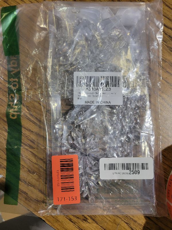 Photo 1 of 18pcs Crystal Christmas Ornaments for Tree Decorations-Hanging Acrylic Snowflake Icicle Ornaments with Drop Pendants for Winter Wonderland Chandelier Crystals Decorations Supplies