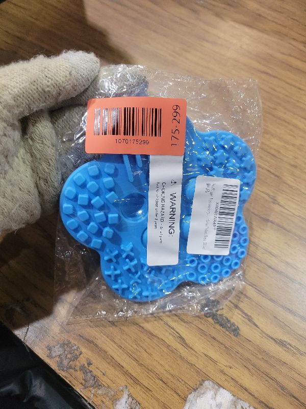 Photo 1 of 1pcs Function Pop?2-in-1? Fidget Toys Sensory Stone for Kids? Textured Soft Worry Stone for Autism Kids Calming - Fidget Stress Toys for Students Anxiety Relief - Small Prizes Fidget Toys (Blue)