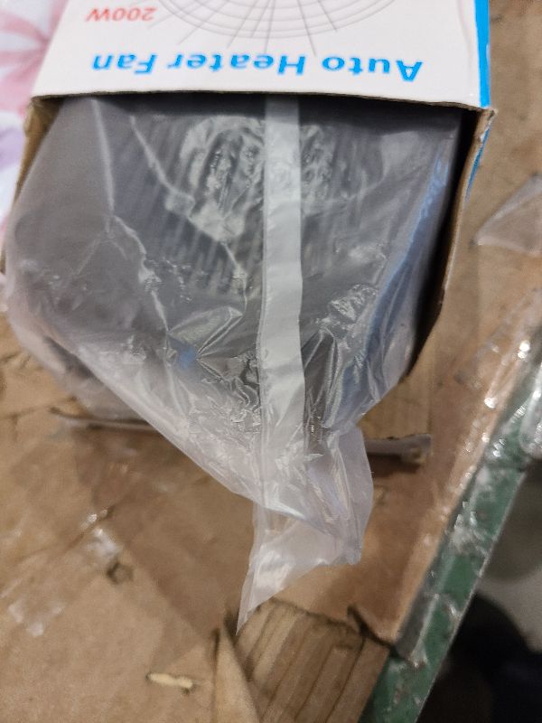 Photo 1 of 12v 200W Car Heater, Portable Car Heater and Defroster, Windshield Defogger, 12 Volt That Plugs Into Cigarette Lighter, Calenton para Carro, 360° Rotation (Black)