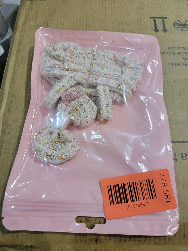 Photo 1 of 17cm Doll Clothes – Pink Tweed Overalls with Heart Patch & Bow Pin | Display-Ready Collectible Outfit for Mini Plush Dolls (No Doll Included)