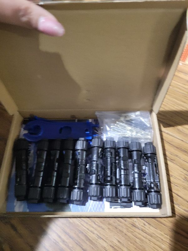 Photo 1 of 10 Pairs Solar Connector (10AWG), 20Pcs Solar Panel Cable Connectors Adapter Male/Female IP68 1000V 30A 10AWG 12AWG 14AWG Waterproof Dustproof Connector with 2 Spanners (10 Pairs Solar Connectors)
