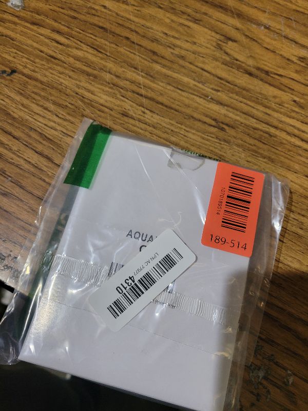 Photo 1 of AQUANEAT 12-Pack Replacement Ammonia Reducer Pads Compatible with Aqueon QuietFlow 10 LED PRO and SmartClean 10-20 Gallons Aquarium Power Filter