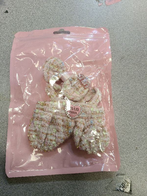 Photo 1 of 17cm Doll Clothes – Pink Tweed Overalls with Heart Patch & Bow Pin | Display-Ready Collectible Outfit for Mini Plush Dolls (No Doll Included)