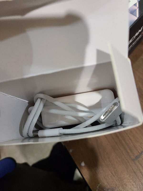 Photo 1 of 140W USB-C Charger Power Adapter Compatible with Mac Book Pro 16, 15, 14, and 13-inch inch,14-inch, and 13-inch Mac Book Air 2025/2024/2023/2022/2011 M1, M2, M3 Laptops, Includes 6.6-Foot USB-C Cable