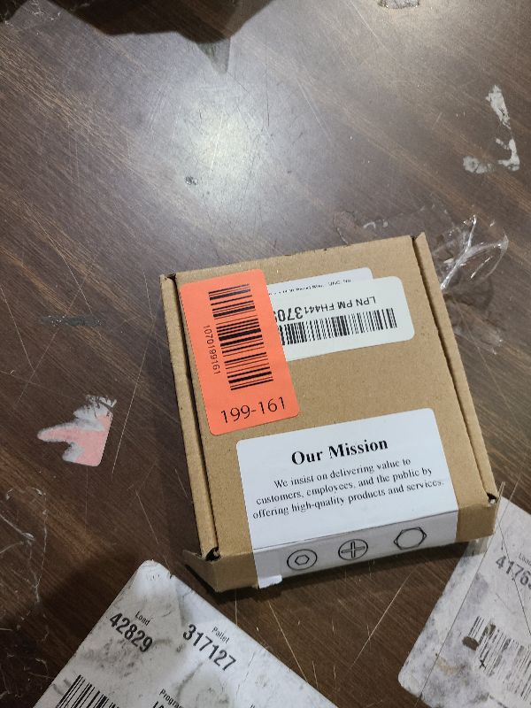 Photo 1 of #4-40 x 1 (100 Pack) Stainless Steel Hex Socket Head Cap Screws, Stainless Steel 304 (18-8), Full Thread, Coarse Thread UNC, No Knurling Cap Head