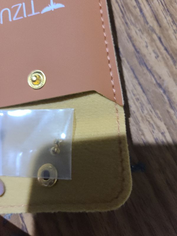 Photo 1 of 1PCS 925 Silver Earring Screw Backs Replacements, Earring Backs Hypoallergenic, Secure Ear Locking for Stud Earrings for Screw Posts (Gold)