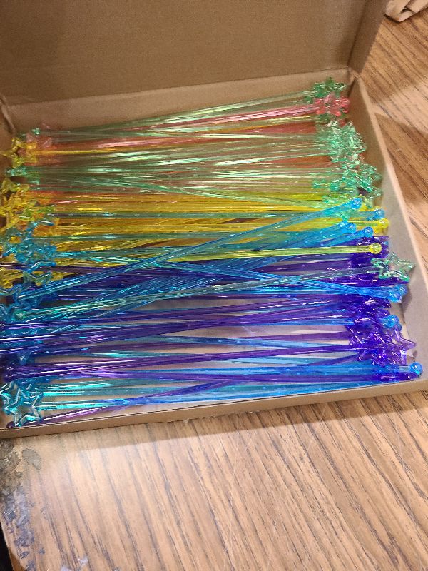 Photo 1 of 100 Pieces 9.1 Inch Swizzle Sticks Cocktail Stirrers Plastic for Bar Disposible Plastic Star Top Crystal Swizzle Sticks (Multicolor)