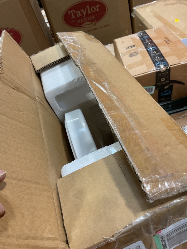 Photo 1 of ***POSSIBLY FOR PARTS/  ISSUE WITH WATER FEEDERS *** SWONDERSKY Elongated Bidet Toilet Seat, Smart Heated Toilet Seat with Warm Water and Dryer, Soft Close Bidet Seat with Adjustable Temperature, Stainless Steel Nozzle