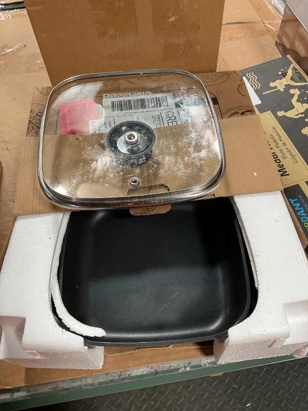 Photo 1 of ((((DIRTY)))))Elite Gourmet EG808 Electric Skillet 8"x8" Non-Stick Coating, Tempered Glass Lid, Removable Thermostat 200°F–400°F, Dishwasher Safe, 600W Compact 2.5-Qt Capacity for Eggs, Bacon & One-Pot Meals, Black