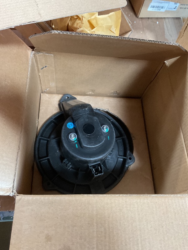 Photo 1 of ((((Used )))))HVAC Blower Motor with Fan for 2002-2009 Dodge Ram 1500 2500 3500 & 2002-2004 Jeep Grand Cherokee Replaces for 700012 615-00649 615-00635