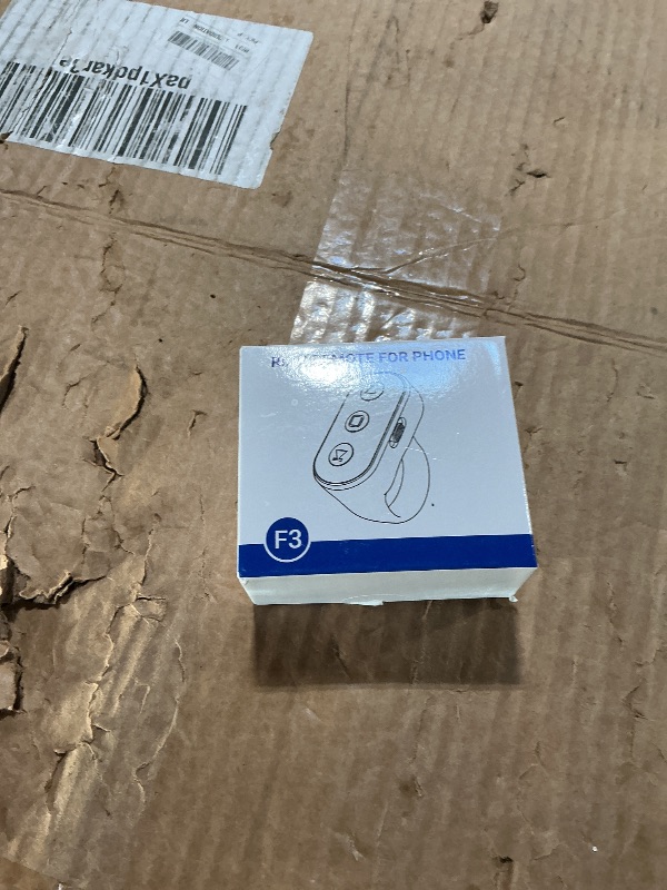 Photo 1 of **FOR PARTS/ NO POWER** Scrolling Ring Remote for TikTok YouTube IG Shorts Video Landscape Portrait, Fingertip Wireless Scroller Page Turner Clicker for Kindle APP Compatible with iPhone iPad Android Phone Tablet