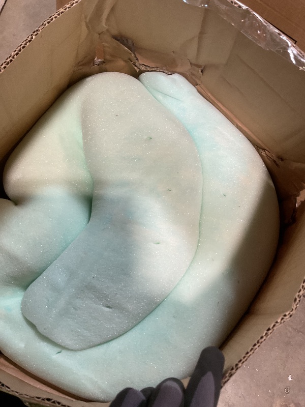 Photo 1 of **DIRT FROM TRANSPORT **Sweetcrispy Mattress Topper King, 4 Inch Thick Memory Foam Gel Infused Cooling Toppers Pad for King Size Bed, Sleeper Sofa, RV, Camper, CertiPUR US Certified, Ventilated and Breathable