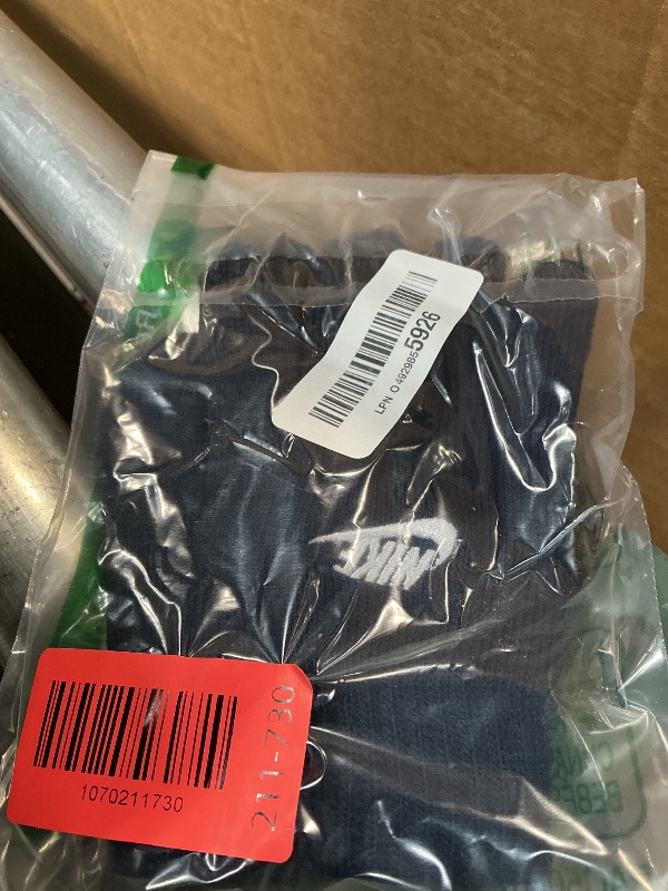 Photo 1 of **MISSING BEANIE**Beanie and Glove/Mitten Set
