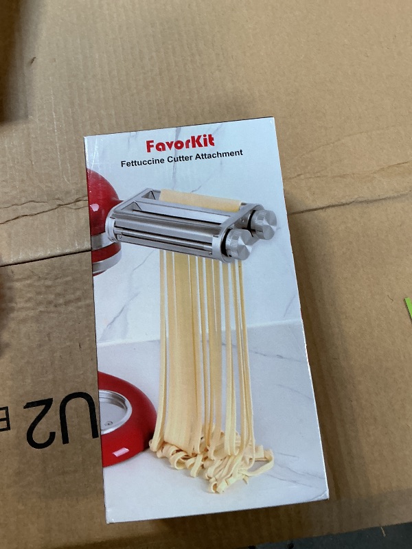 Photo 1 of ***POSSIBLY FOR PARTS/ MISSING PIECES*** FavorKit Pasta Maker Attachment for KitchenAid Stand Mixers,Sturdy 3 in 1 Set Included Pasta Sheet Roller, Spaghetti and Fettuccine Cutter Accessories-Unique Design