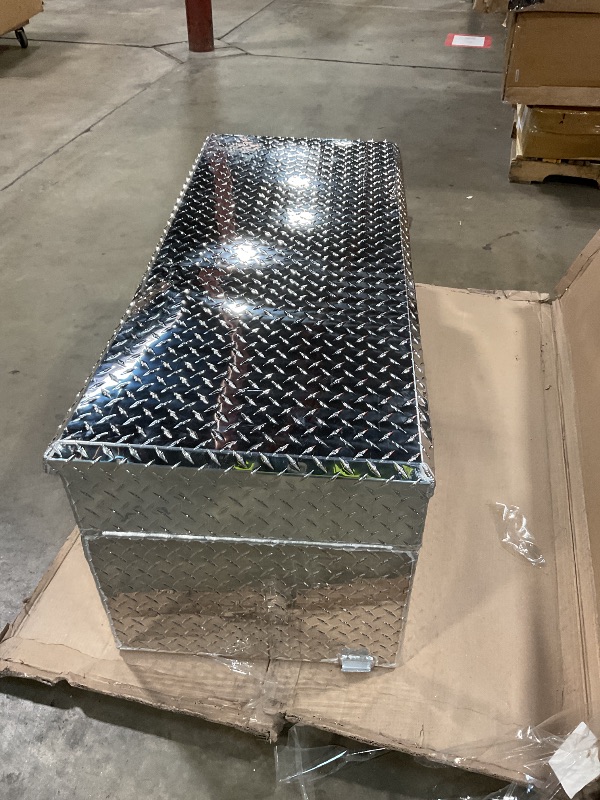 Photo 1 of ** MAJOR DENT, CAUSING LID TO NOT OPEN**RDS Aluminum Transfer Fuel Tank Toolbox Combo, 60 Gallon, Rectangular, Diamond Plate, 