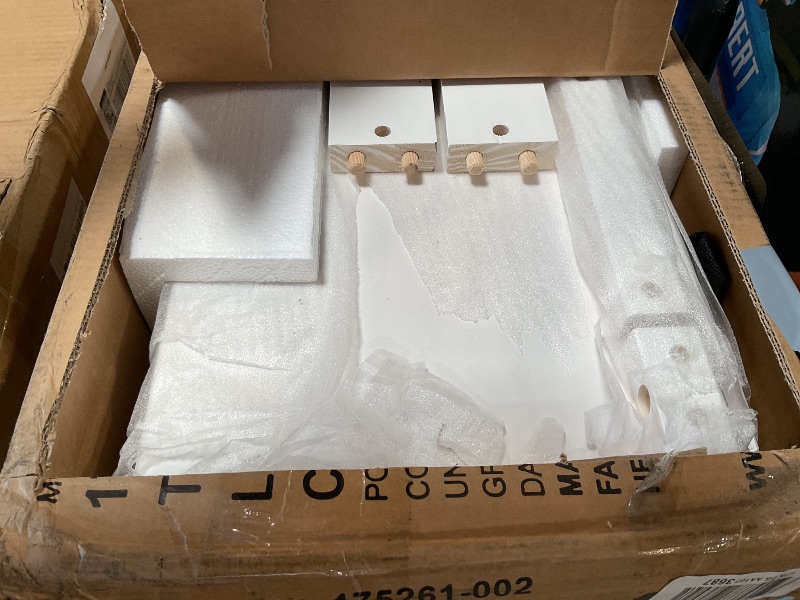 View 3 of *** MINOR DAMAGE/BOX 2 ONLY***Max & Lily Twin Trundle Bed, White