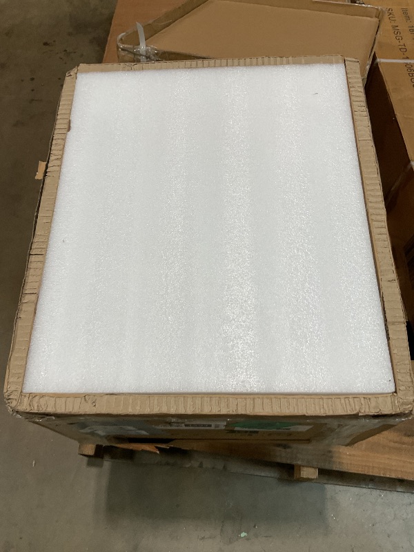 Photo 1 of ***FOR PARTS ONLY HAS POWER BUT DOESN'T SEAL*** VEVOR Chamber Vacuum Sealer, 380W Vacuum Pump Power, Sealing Bag Packing Machine for Wet Foods, Meat, Compact Design with 11.5 in Sealing Length, Ideal Commercial Sealer for Professional and Home Use