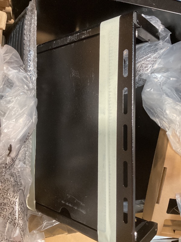 Photo 1 of ***FOR PARTS ONLY / ATTACHMENT PIECES ONLY/SEE PHOTOS/MINOR DAMAGE/UNKNOWN MISSING HARDWARE***Napoleon Rogue PRO 525 Propane Gas Grill with Infrared Side Burner, Black, Durable 5-Burner BBQ