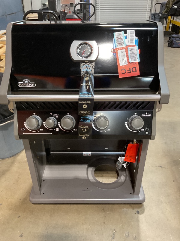 Photo 1 of *** MINOR DAMAGE/MISSING MULTIPLE PARTS***Napoleon Rogue 425 Propane Gas Grill with Range Side Burner, Black, 3 Stainless Steel Main Burners, Durable Grilling Power