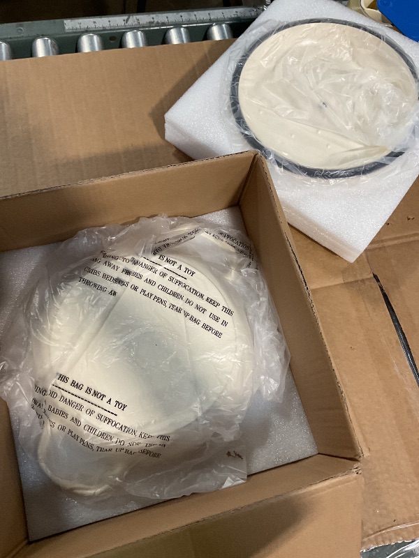 Photo 1 of 3 Quart Enameled Cast Iron Braiser, Non Stick Enameled Cast Iron Skillet with Lid, Dutch Oven Skillet with lid up to 500°F for Oven, Stove, Grill, Shallow Dutch Oven for Cook, Bake (Beige)