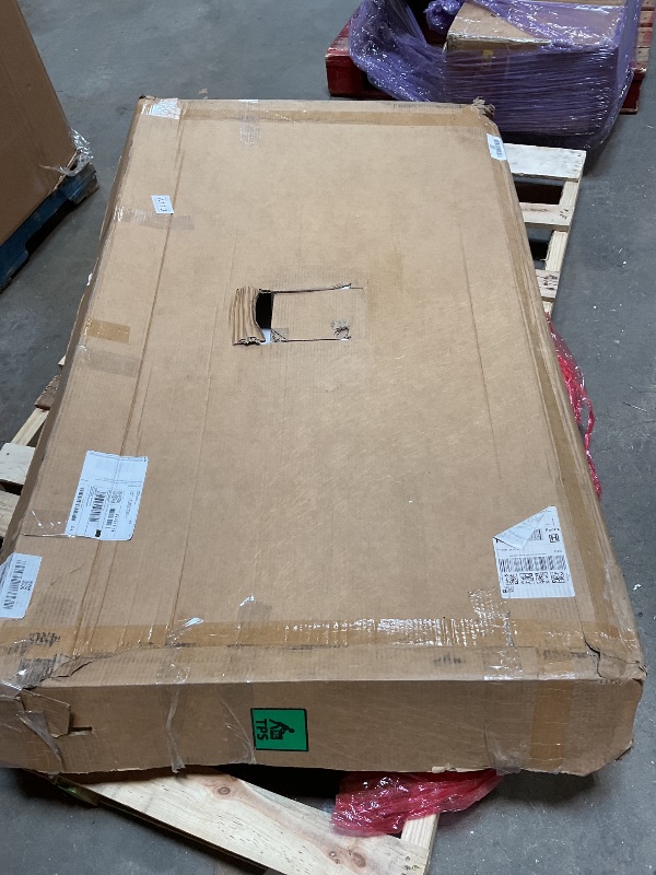Photo 1 of ***MINOR DAMAGE ***DreamLine SlimLine 32 in. D x 54 in. W x 2 3/4 in. H Center Drain Single Threshold Shower Base in White, DLT-1132540