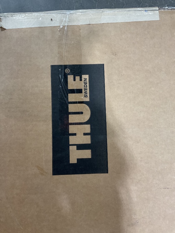 Photo 1 of *** USED, MINOR DAMAGE ***Thule 613 Pulse Cargo Box Alpine, Black