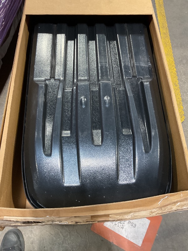 Photo 1 of *** USED, MINOR DAMAGE ***Thule 613 Pulse Cargo Box Alpine, Black