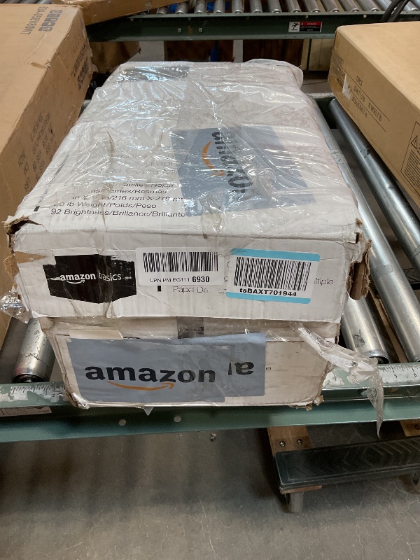Photo 1 of *** MISSING ONE REAM***Amazon Basics Multipurpose Copy Printer Paper, 20 lb, 8.5 x 11 Inches, 10 Reams (5,000 Sheets), 92 Bright, White