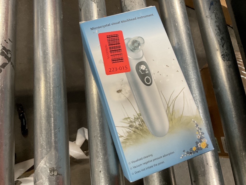 Photo 1 of 2026 Pore Vacuum with Camerafor, USB Rechargeable Blackhead Remover Vacuum,3 Levels Adjustable Pore Vacuum Blackhead Remover, 6 Suction Heads,Face Vacuum Pore Cleanser for Women & Men-White