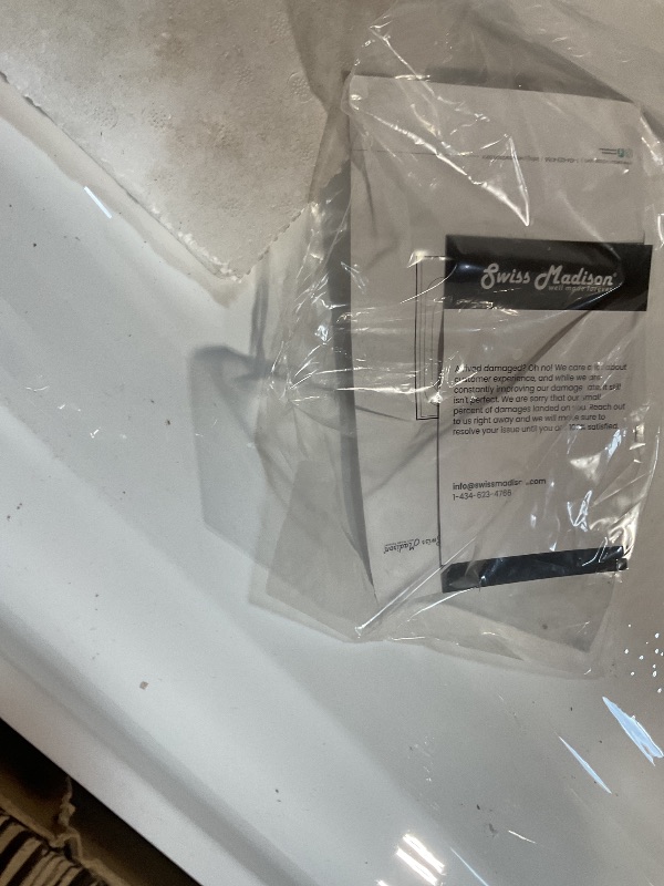 Photo 1 of **DAMAGE TO TWO CORNERS**Swiss Madison Well Made Forever SM-SB535 Voltaire 42" x 42" Acrylic White, Single-Threshold, Center Drain, Shower Base